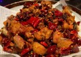 上海知名的酒吧招聘包厢管家,中午管饭吗？